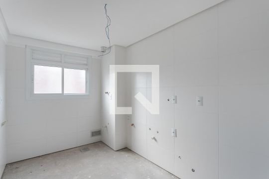Cozinha e Área de Serviço de apartamento à venda com 2 quartos, 83m² em Petrópolis, Porto Alegre