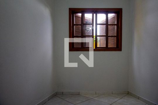 Quarto 02 de casa para alugar com 2 quartos, 42m² em Rio Tavares, Florianópolis
