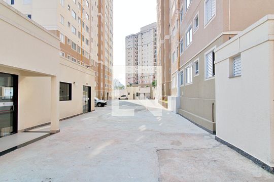 Área comum de apartamento para alugar com 2 quartos, 44m² em Parque Reboucas, São Paulo