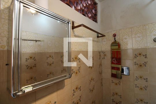 Detalhe do Banheiro 2 de casa à venda com 6 quartos, 415m² em Piedade, Rio de Janeiro