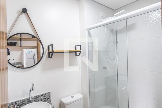 Banheiro Social de apartamento à venda com 1 quarto, 24m² em Tatuapé, São Paulo