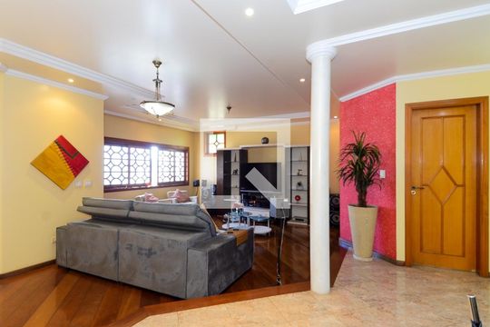 Sala de casa à venda com 3 quartos, 592m² em Vila Rosália, Guarulhos