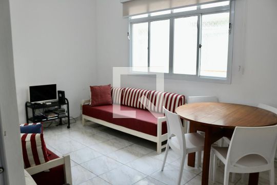 Apartamento para alugar com 1 quarto, 60m² em Vila Alzira, Guarujá