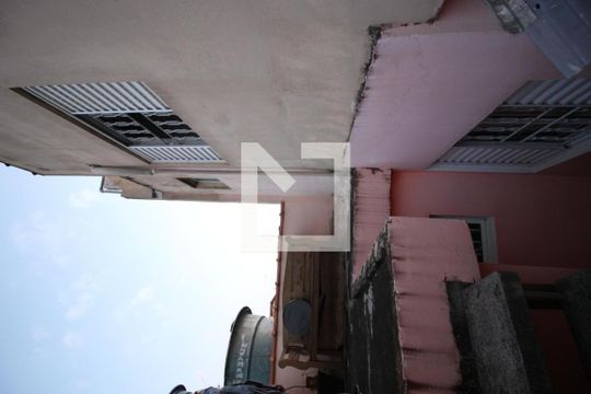 Quintal de casa para alugar com 3 quartos, 95m² em Vila Marari, São Paulo