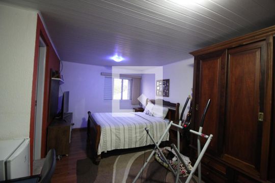 Quarto 2 de casa para alugar com 3 quartos, 95m² em Vila Marari, São Paulo