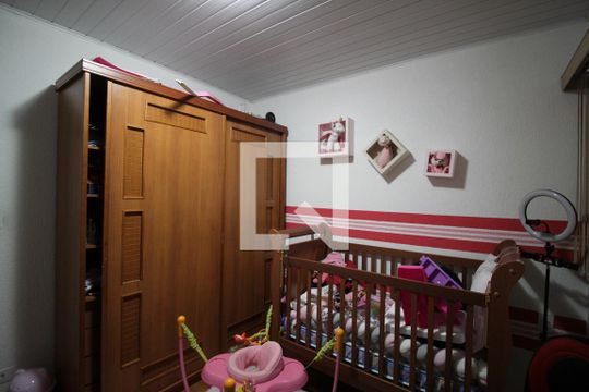 Quarto 2 de casa para alugar com 3 quartos, 95m² em Vila Marari, São Paulo