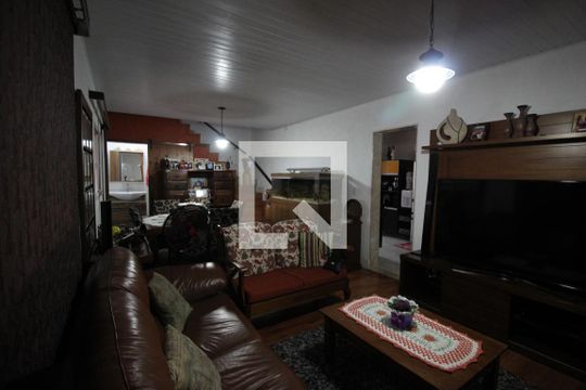 Casa para alugar com 3 quartos, 95m² em Vila Marari, São Paulo
