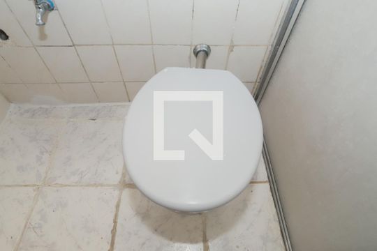 Banheiro de kitnet/studio à venda com 1 quarto, 28m² em Santa Cecília, São Paulo