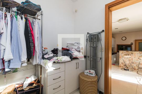 Área de Serviço de casa para alugar com 3 quartos, 300m² em Jardim Lindóia, Porto Alegre