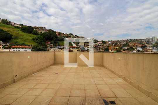 Cobertura de apartamento à venda com 4 quartos, 160m² em Santa Efigênia, Belo Horizonte