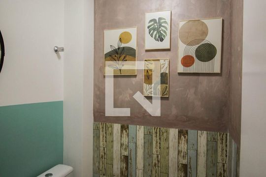 Lavabo de casa à venda com 3 quartos, 200m² em Vila Lúcia, São Paulo