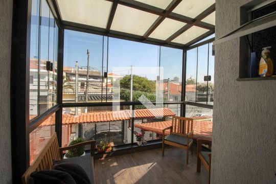 Varanda  de casa à venda com 3 quartos, 200m² em Vila Lúcia, São Paulo