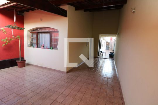Garagem de casa à venda com 3 quartos, 103m² em Vila Alpina, São Paulo