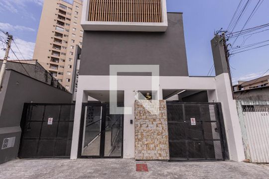 Fachada de apartamento à venda com 2 quartos, 38m² em Vila Antonina, São Paulo