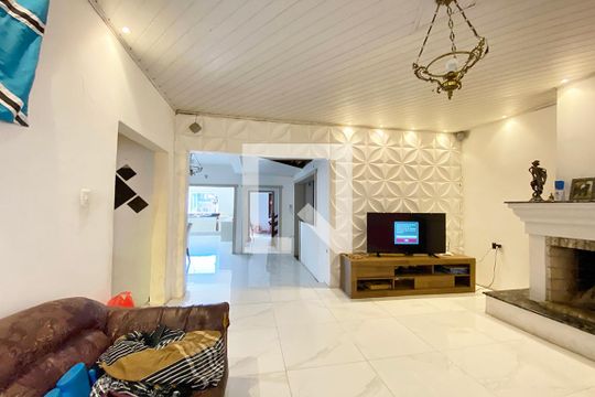 Sala de Estar de casa à venda com 3 quartos, 429m² em Fião, São Leopoldo