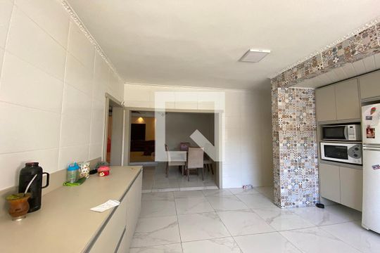 Cozinha de casa à venda com 3 quartos, 429m² em Fião, São Leopoldo