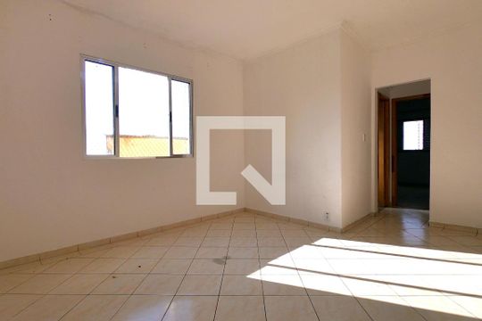 Sala de apartamento à venda com 2 quartos, 104m² em Vila Hulda, Guarulhos