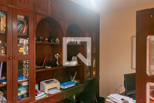 Escritorio de casa à venda com 4 quartos, 344m² em Taquara, Rio de Janeiro