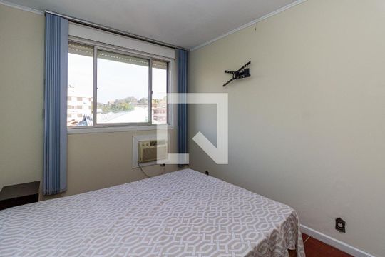 Quarto de apartamento à venda com 1 quarto, 48m² em Rubem Berta, Porto Alegre