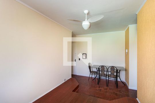 Sala de apartamento à venda com 1 quarto, 48m² em Rubem Berta, Porto Alegre