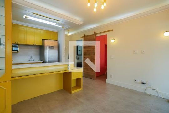 Sala de kitnet/studio à venda com 1 quarto, 51m² em Barra Funda, São Paulo