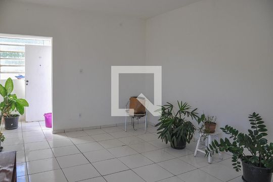 Sala de casa à venda com 2 quartos, 100m² em Santa Rosa, Niterói