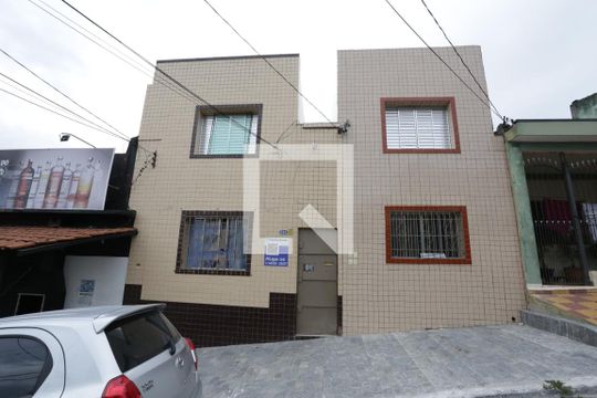 Fachada de casa para alugar com 1 quarto, 25m² em Vila Libanesa, São Paulo