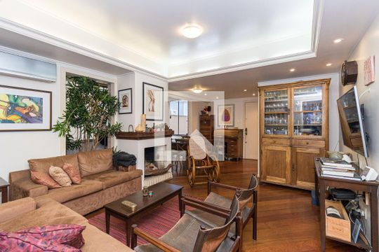 Sala de apartamento à venda com 3 quartos, 113m² em Petrópolis, Porto Alegre