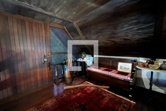 Hall de Entrada de casa à venda com 3 quartos, 270m² em Teresópolis, Porto Alegre