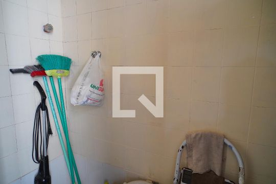Cozinha - Área de Serviço de apartamento para alugar com 3 quartos, 156m² em São João, Porto Alegre