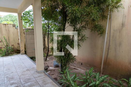 Entrada de casa para alugar com 5 quartos, 326m² em Itapuã, Salvador