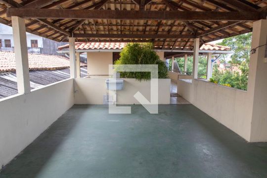 Varanda de casa para alugar com 5 quartos, 326m² em Itapuã, Salvador