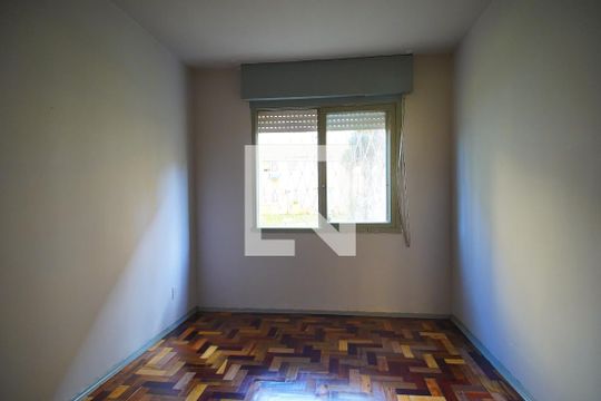 Quarto de apartamento à venda com 1 quarto, 60m² em Humaitá, Porto Alegre