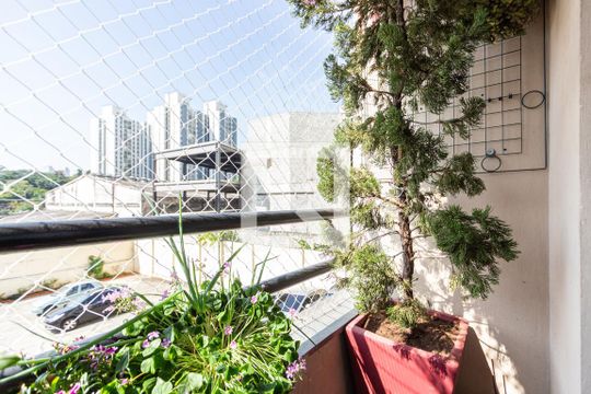 Apartamento à venda com 2 quartos, 60m² em Jardim Caner, Taboão da Serra