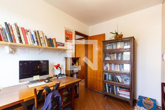 Apartamento à venda com 2 quartos, 60m² em Jardim Caner, Taboão da Serra