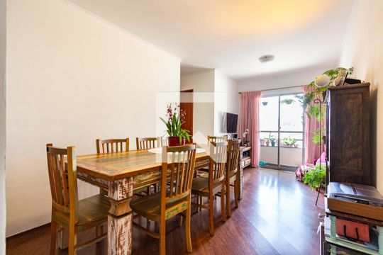 Apartamento à venda com 2 quartos, 60m² em Jardim Caner, Taboão da Serra