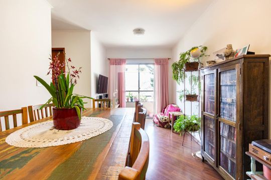 Apartamento à venda com 2 quartos, 60m² em Jardim Caner, Taboão da Serra