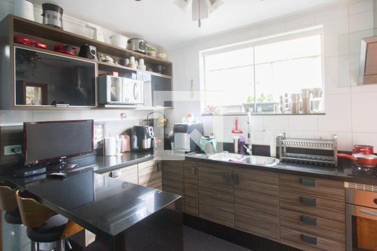 Cozinha de casa para alugar com 3 quartos, 457m² em Chácara Santo Antônio (zona Sul), São Paulo