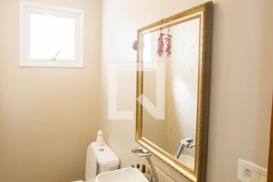 Lavabo de casa para alugar com 3 quartos, 457m² em Chácara Santo Antônio (zona Sul), São Paulo