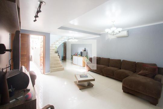 Sala de casa para alugar com 3 quartos, 457m² em Chácara Santo Antônio (zona Sul), São Paulo