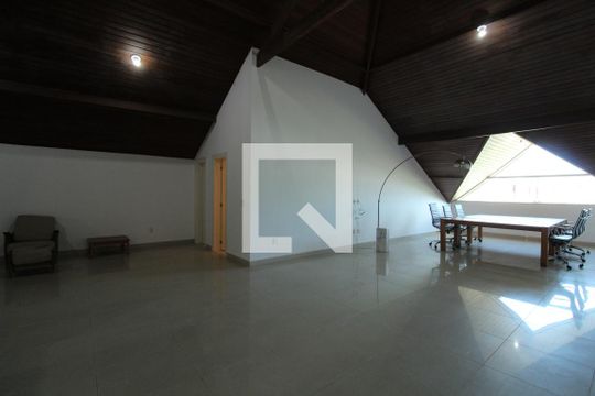 Sotão de casa de condomínio à venda com 6 quartos, 997m² em Barra da Tijuca, Rio de Janeiro
