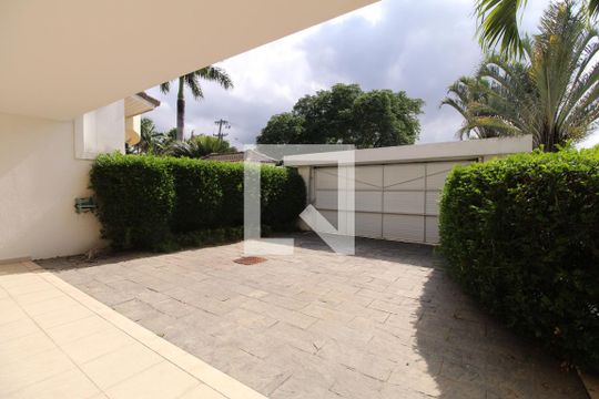 Garagem de casa de condomínio à venda com 6 quartos, 997m² em Barra da Tijuca, Rio de Janeiro
