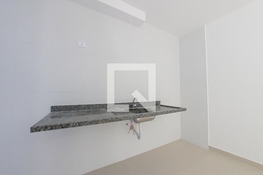 Cozinha de apartamento para alugar com 2 quartos, 43m² em Parque Vitória, São Paulo