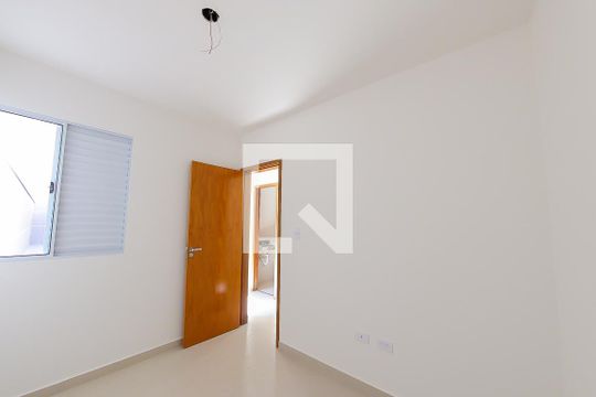 Quarto 1 de apartamento para alugar com 2 quartos, 43m² em Parque Vitória, São Paulo