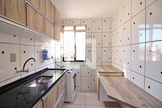 Cozinha de apartamento à venda com 2 quartos, 52m² em Alves Dias, São Bernardo do Campo