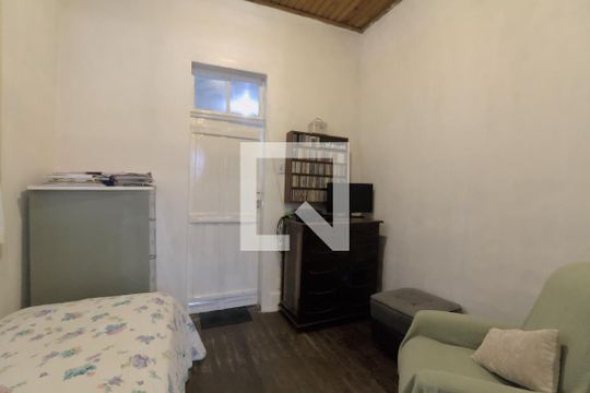 Quarto 2 de casa à venda com 3 quartos, 148m² em Barra Funda, São Paulo