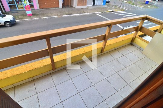 Sacada de apartamento à venda com 1 quarto, 64m² em Niterói, Canoas
