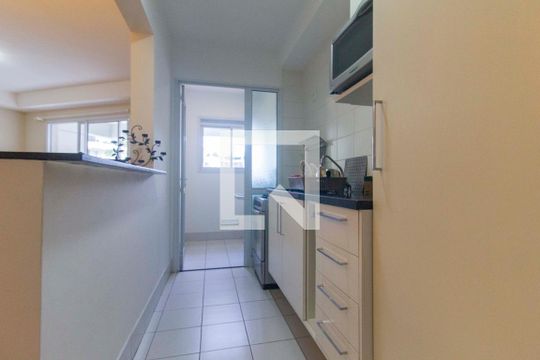 Cozinha de apartamento à venda com 1 quarto, 60m² em Jardim Leonor, São Paulo