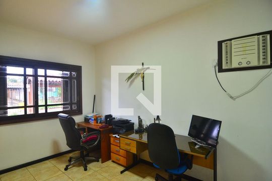 Casa 1 - Quarto 1 de casa à venda com 6 quartos, 239m² em São José, Canoas