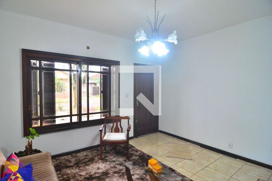 Sala de casa à venda com 6 quartos, 239m² em São José, Canoas